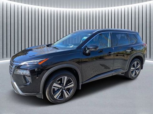 Used 2025 Nissan Rogue SL w/ SL Premium Package image 7