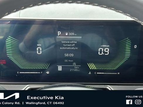 Certified 2024 Kia Sorento S w/ Panoramic Sunroof Package AWD/4WD image 15