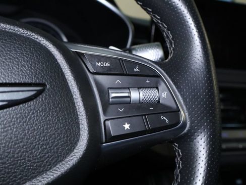 Used 2025 Genesis G70 2.5T AWD/4WD image 21