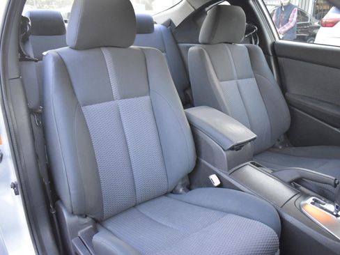 Used 2008 Nissan Altima 3.5 SE FWD image 12