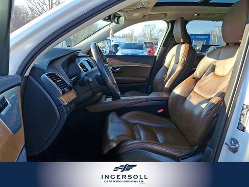Used 2019 Volvo XC90 T6 Inscription w/ Luxury Package image 18