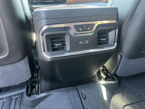 Used 2024 GMC Sierra 1500 Denali Ultimate image 38