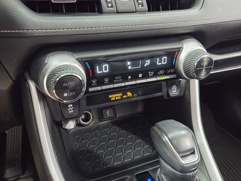 Used 2021 Toyota RAV4 XLE Premium FWD image 22