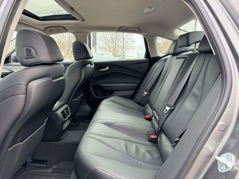 Used 2025 Acura TLX w/ Technology Package image 17