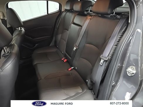 Used 2017 MAZDA MAZDA3 Grand Touring w/ Premium Equipment Package FWD image 35