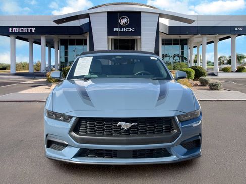 Used 2025 Ford Mustang Premium RWD image 5