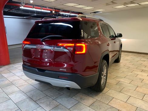 Used 2018 GMC Acadia SLE AWD/4WD image 7
