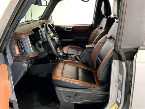 Used 2023 Ford Bronco Outer Banks AWD/4WD image 15