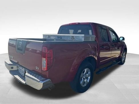 Used 2012 Nissan Frontier SV image 31