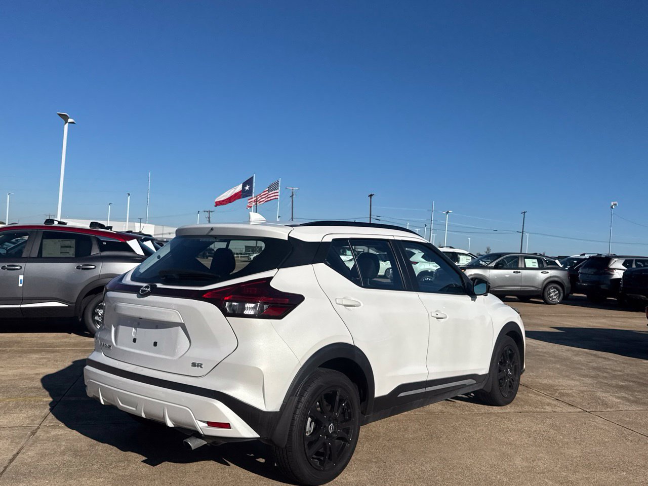 Certified 2023 Nissan Kicks SR w/ Exterior Package FWD image 23