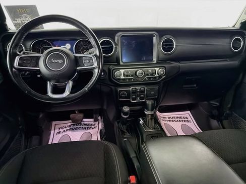 Used 2021 Jeep Wrangler Unlimited Sahara AWD/4WD image 22