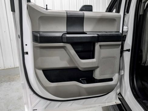 Used 2021 Ford F550 4x4 Crew Cab Super Duty w/ Power Equipment Group image 42