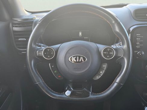 Used 2018 Kia Soul ! image 37