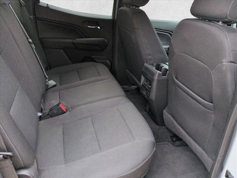 Used 2023 Chevrolet Colorado LT w/ LT Convenience Package II image 18