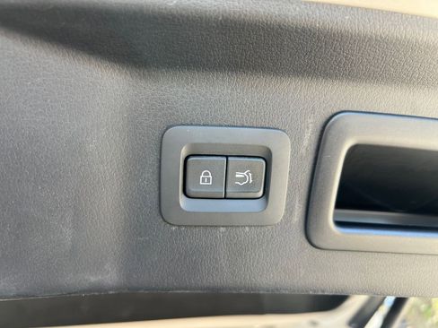 Used 2025 MAZDA CX-90 3.3 Turbo w/ Preferred Package image 27