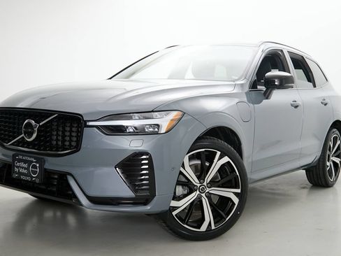 Certified 2024 Volvo XC60 T8 Ultimate w/ Protection Package Premier AWD/4WD image 2