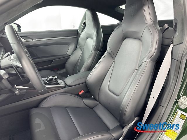 Used 2026 Porsche 911 Carrera RWD image 11