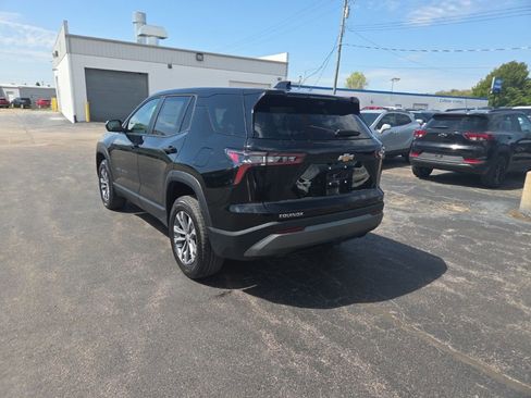 New 2026 Chevrolet Equinox LT w/ Convenience Package II FWD image 5