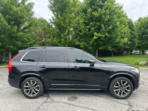 Used 2018 Volvo XC90 T5 Momentum w/ Convenience Package AWD/4WD image 2