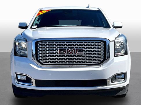 Used 2016 GMC Yukon Denali w/ Open Road Package AWD/4WD image 3