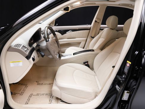 Used 2006 Mercedes-Benz E 350 Sedan image 44