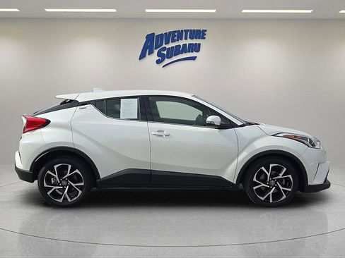Used 2019 Toyota C-HR Limited image 7