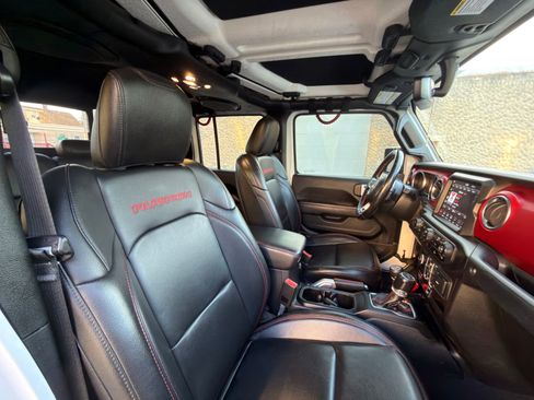 Used 2021 Jeep Gladiator Rubicon AWD/4WD image 31