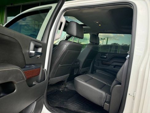 Used 2017 GMC Sierra 1500 SLT AWD/4WD image 17