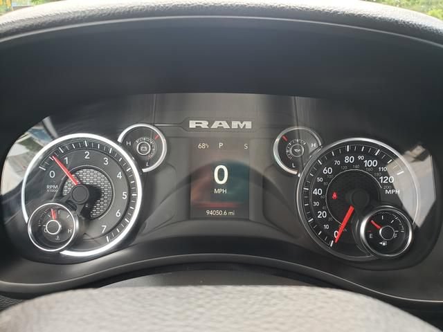 Used 2024 RAM 2500 Tradesman w/ Chrome Appearance Group AWD/4WD image 32