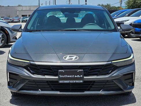 Used 2024 Hyundai Elantra SEL FWD image 9