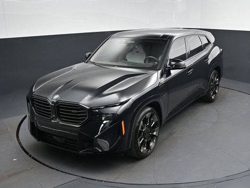 Certified 2023 BMW XM AWD/4WD image 30