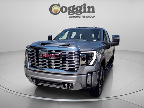 New 2026 GMC Sierra 3500 Denali w/ Technology Package AWD/4WD image 9