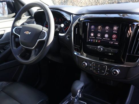 Used 2021 Chevrolet Traverse LS w/ LPO, Blackout Package image 41