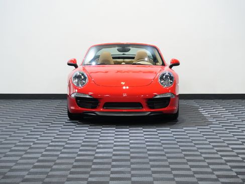 Used 2014 Porsche 911 Targa 4S AWD/4WD image 4