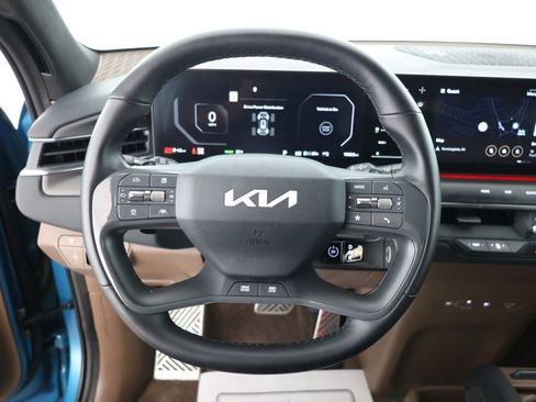 Used 2024 Kia EV9 GT-Line image 12
