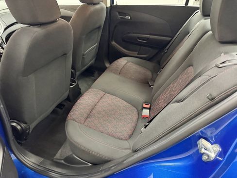 Used 2017 Chevrolet Sonic LT w/ Convenience Package image 27
