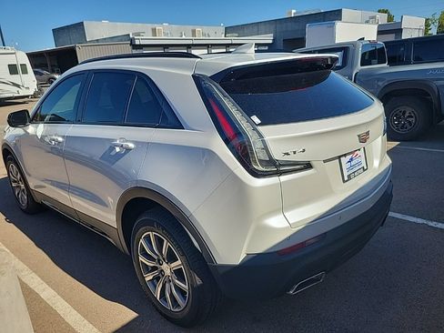 Used 2021 Cadillac XT4 Sport FWD image 3