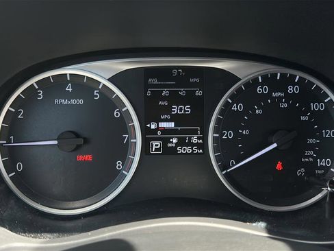 Certified 2025 Nissan Kicks Play S FWD image 25