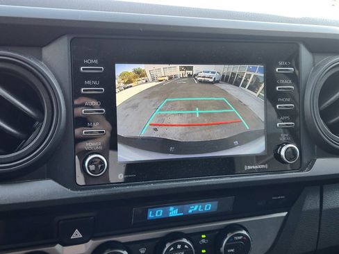 Used 2022 Toyota Tacoma SR image 18