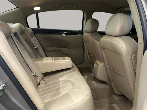 Used 2007 Buick Lucerne CXL FWD image 20