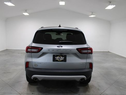 Used 2023 Ford Escape Platinum AWD/4WD image 8