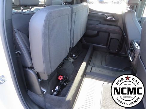 Used 2025 GMC Sierra 1500 AT4 image 61