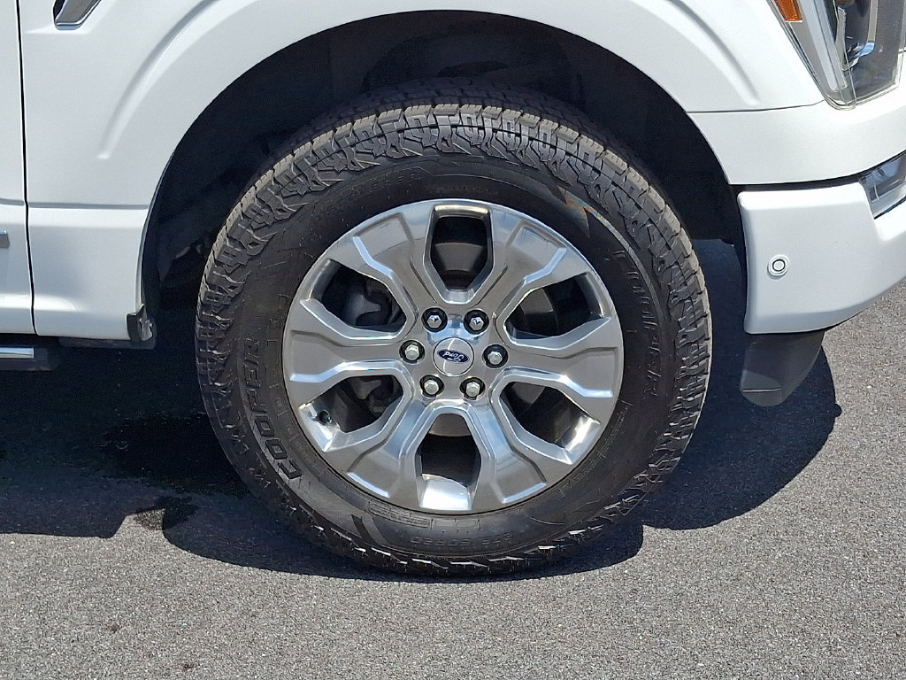 Used 2021 Ford F150 Platinum w/ FX4 Off-Road Package AWD/4WD image 9