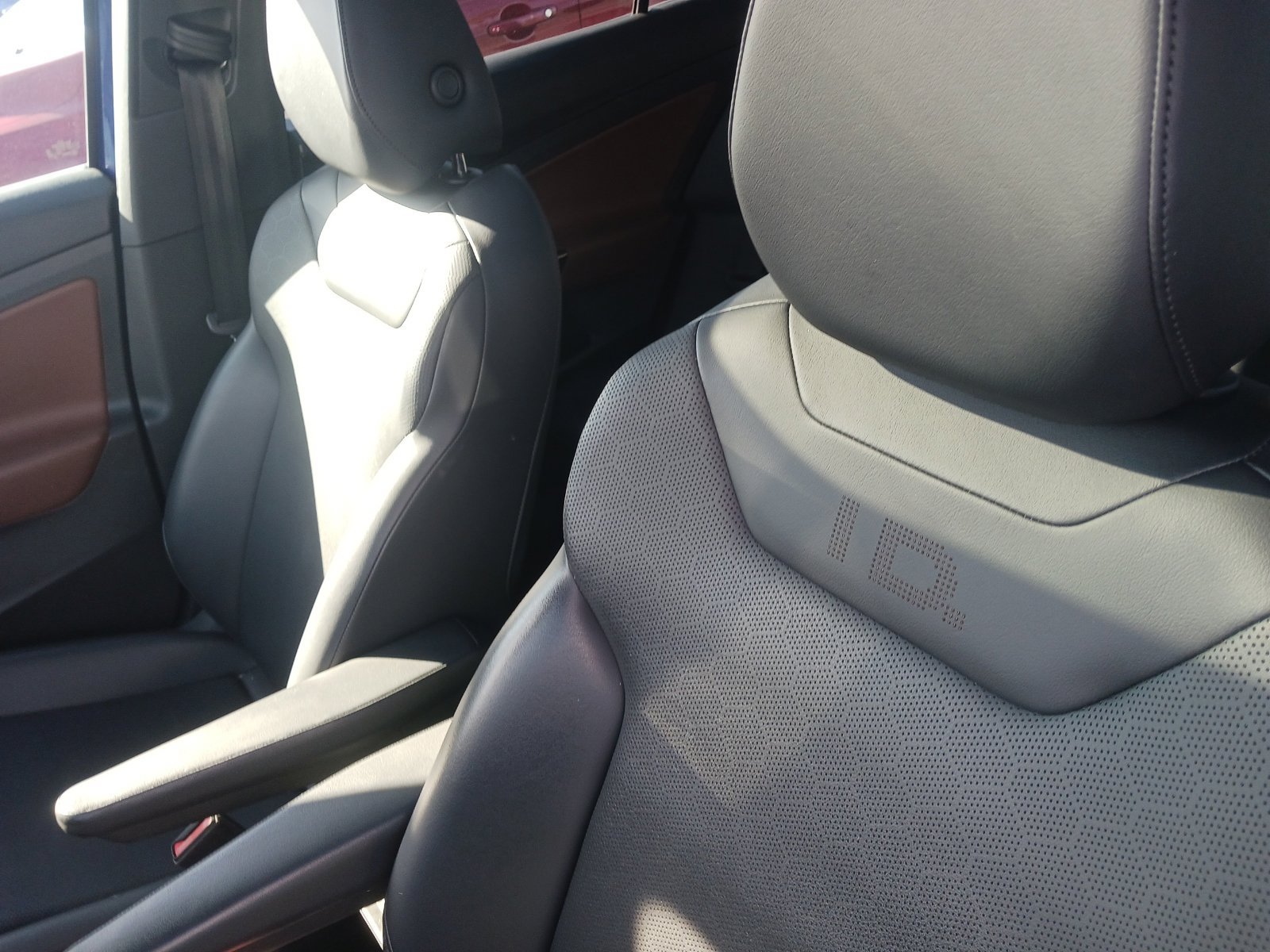 Used 2022 Volkswagen ID.4 Pro S RWD image 6