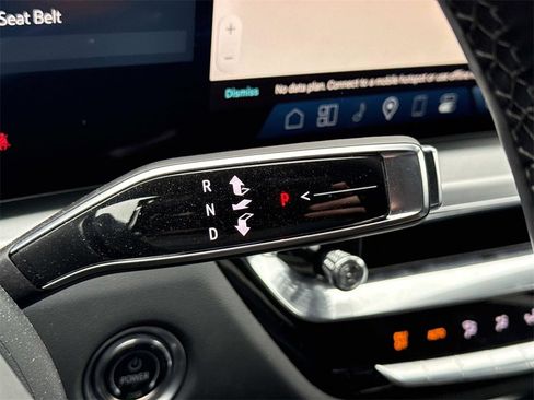 Used 2025 Cadillac Lyriq Luxury w/ LPO, Floor Liner Package image 27