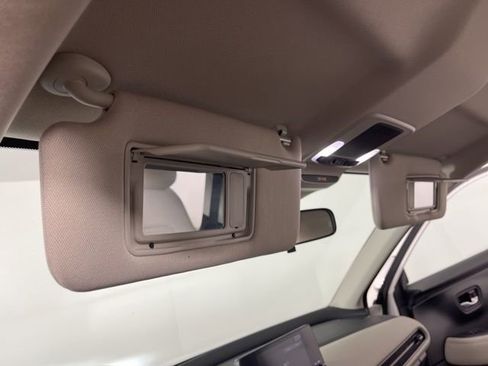 Used 2023 Honda HR-V LX image 35