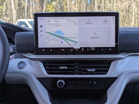 New 2026 Ford Explorer Active w/ Active Comfort Package image 20