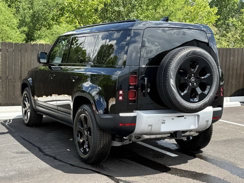 New 2025 Land Rover Defender 110 S image 3