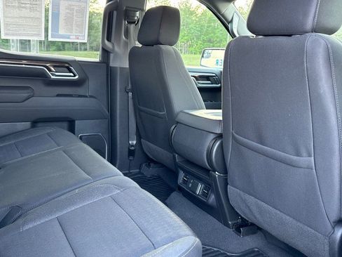 Used 2023 Chevrolet Silverado 1500 LT image 14