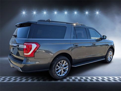 Used 2020 Ford Expedition Max XLT w/ Equipment Group 202A image 3